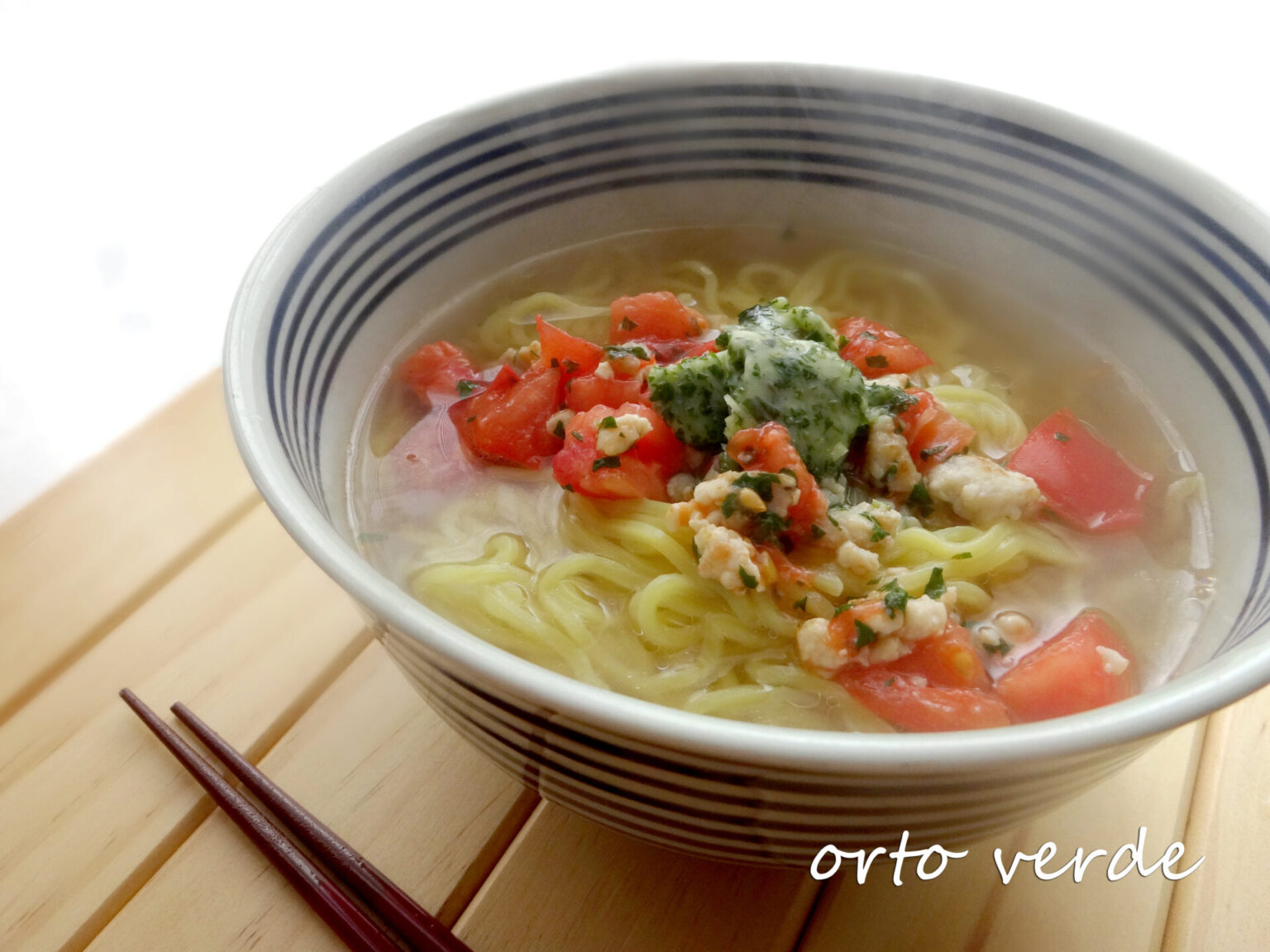 濃厚バジルバターのイタリアン塩ラーメンバジルバターのアレンジレシピ ぴっこのバジルぐらし